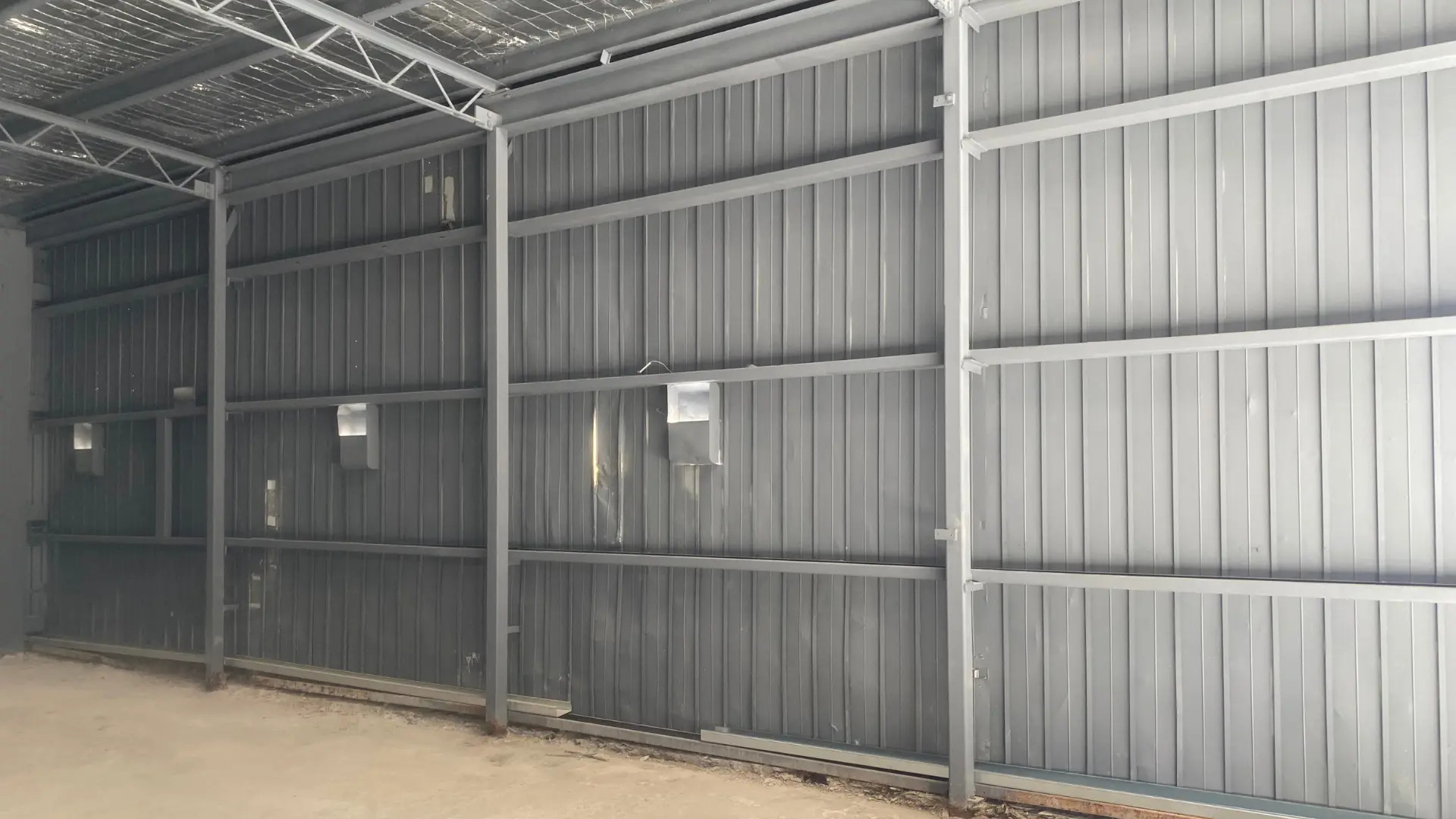 Untreated substrate before PU spray application